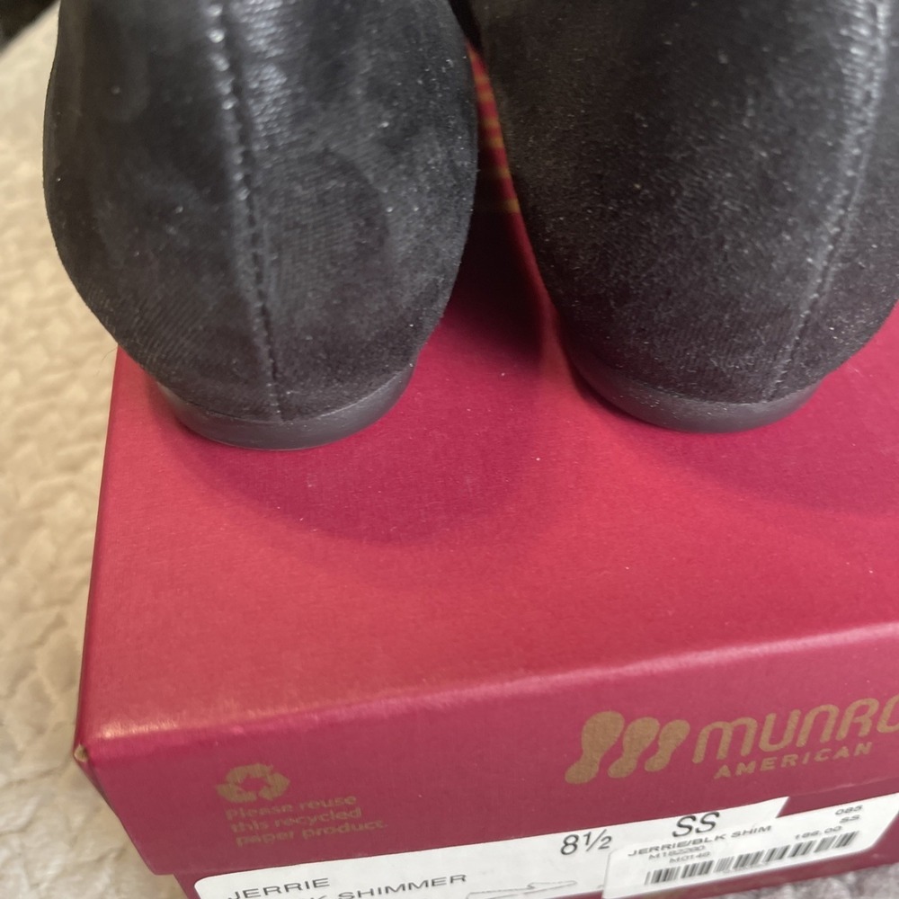 Munro American Jerrie Black Shimmer Flats Women's Size 8.5 SS - Picture 6 of 8